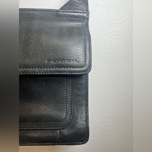 FOSSIL Genuine Leather Crossbody Bag Iconic Bohemian Minimalist Timeless - Picture 4 of 9